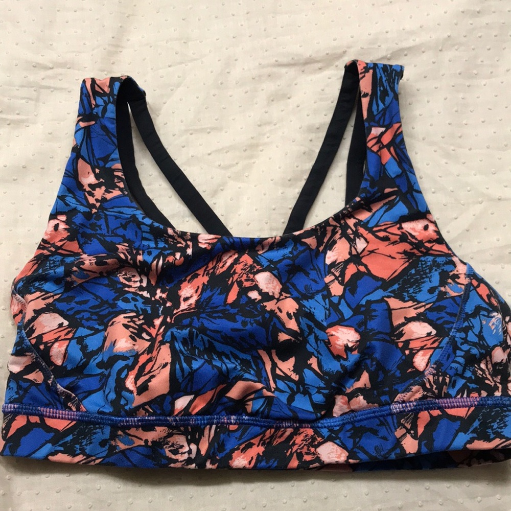 Lululemon Energy sports bra (Size 8)